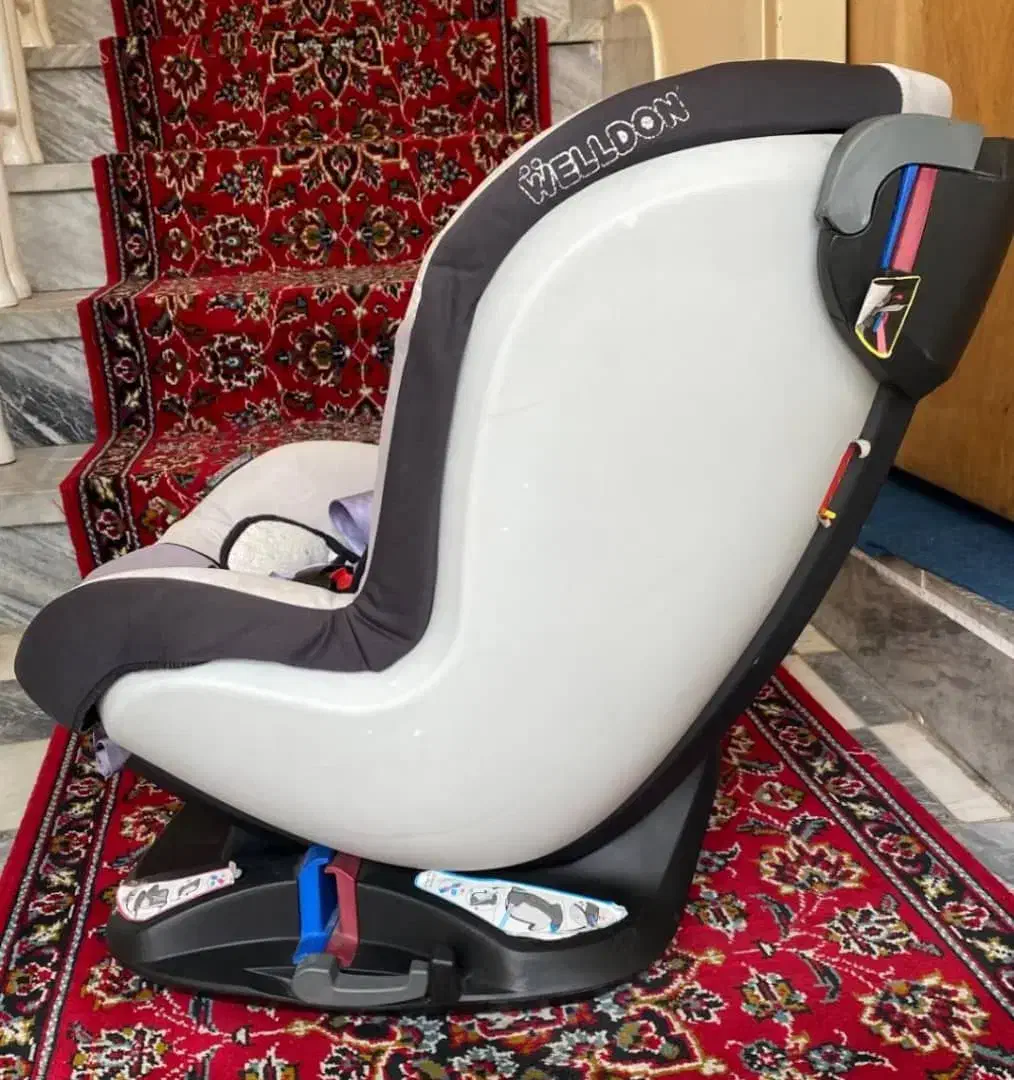 صندلی ماشین کودک|تخت و صندلی بچه|همدان, |دیوار