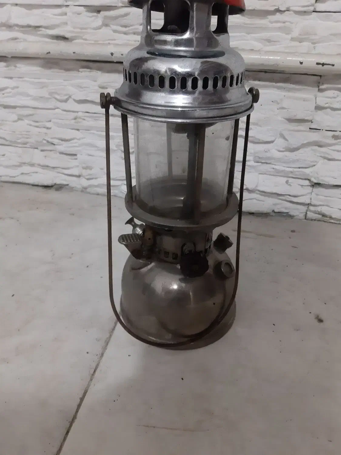 چراغ زنبوی اپتیومسین اصل سوءد همه چی فابریک|کلکسیون اشیاء عتیقه|خوی, |دیوار