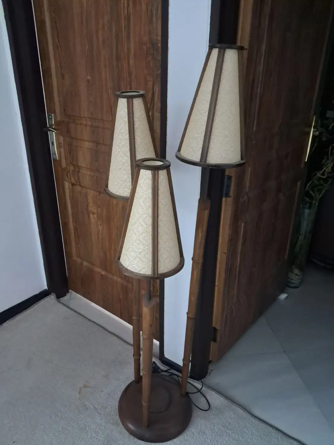 آباژور|چراغ خواب و آباژور|ساوه, |دیوار