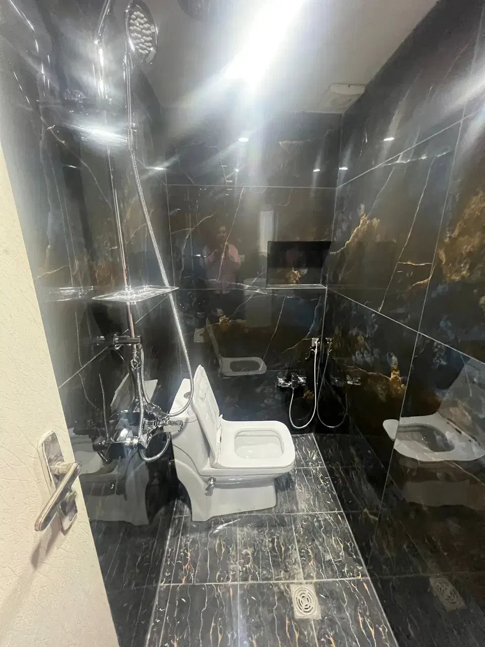 سعادت آباد، ۶۰ متر، دو خواب، پارکینگ دار