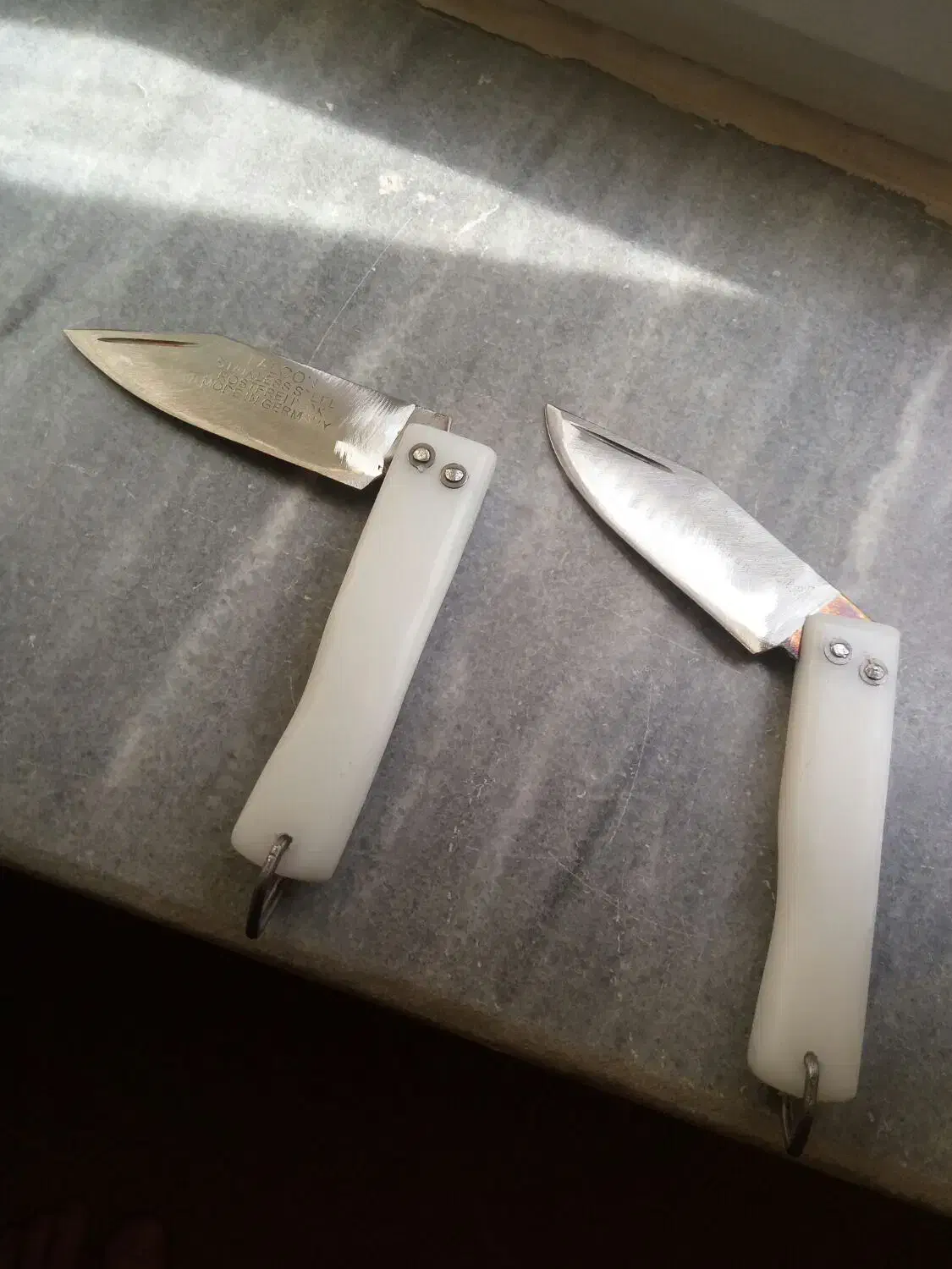 چاقو|کلکسیون اشیاء عتیقه|مراغه, |دیوار