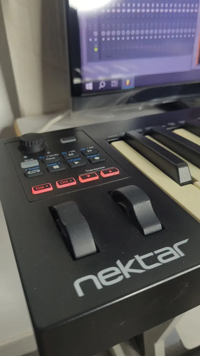 میدی کنترلر اورگ GX61|پیانو، کیبورد، آکاردئون|بندرعباس, |دیوار