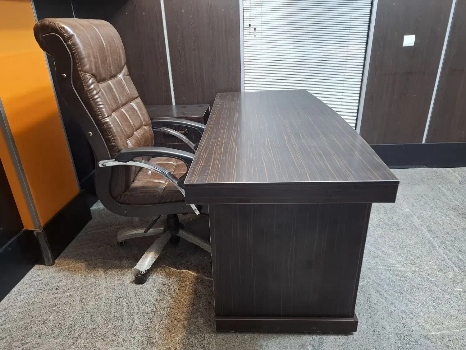 سرویس میز وصندلی اداری|مبلمان اداری|بهشهر, |دیوار