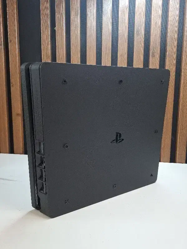 PS4 Slim تمیز|کنسول، بازی ویدئویی و آنلاین|کازرون, |دیوار