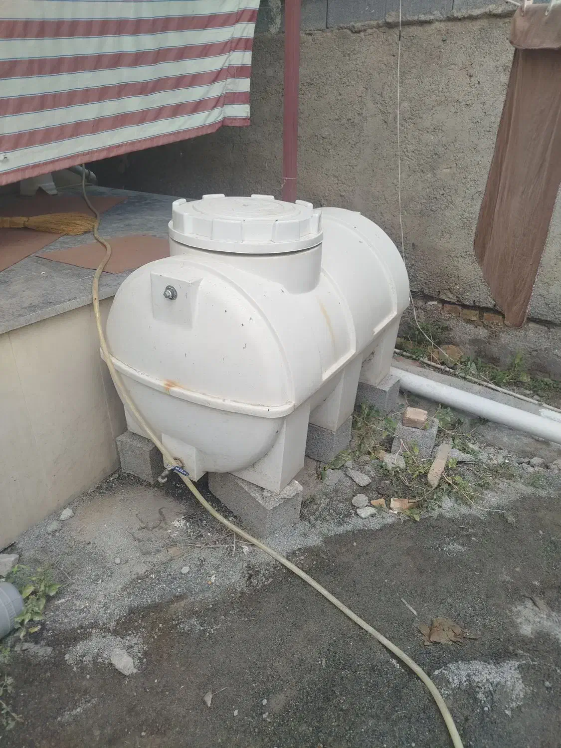 تانکر آب ۵۰۰لیتری|مصالح و تجهیزات ساختمان|سیمین شهر, |دیوار