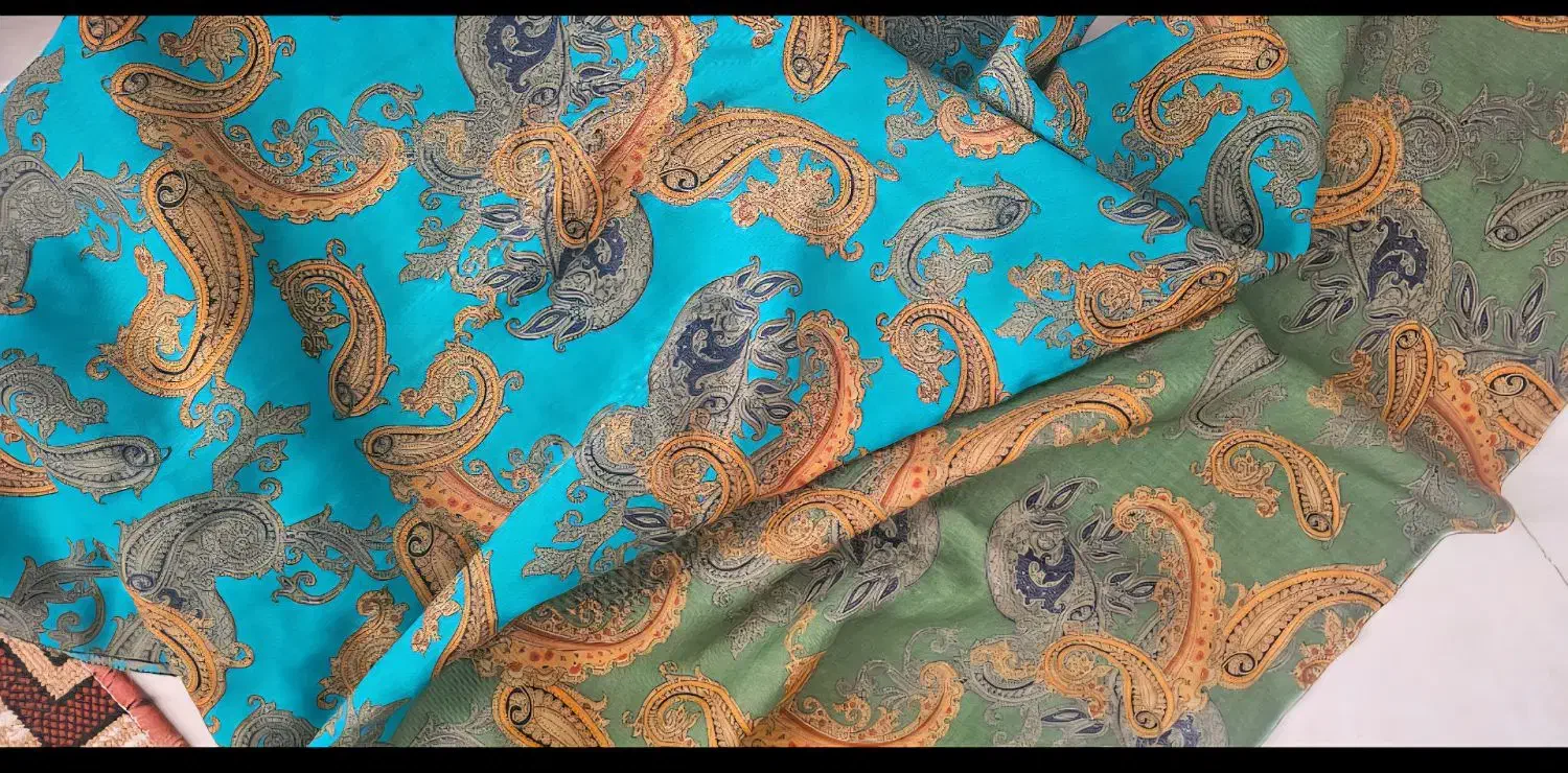 پشتند کوردی|لباس|مهاباد (آذربایجان غربی), |دیوار