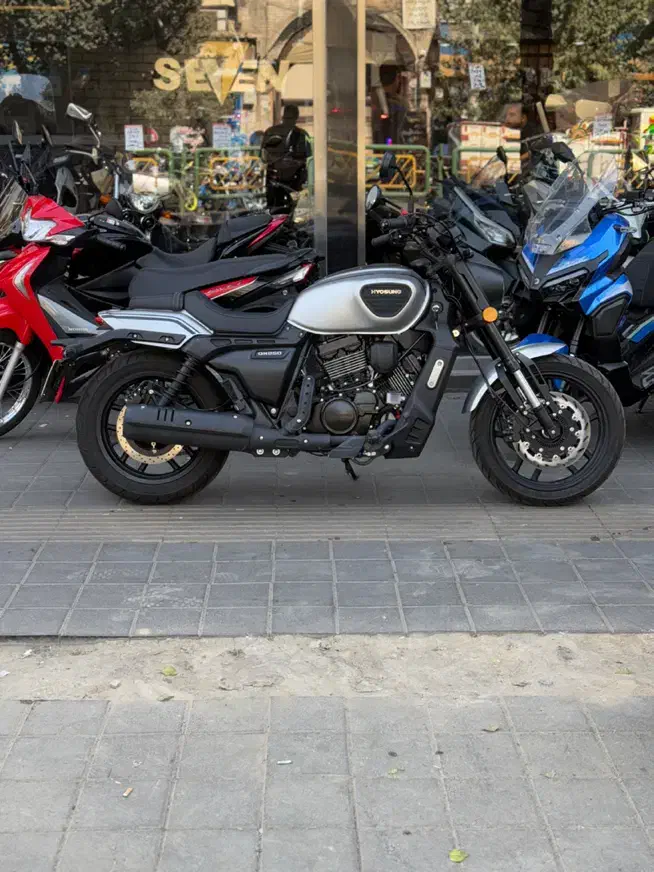 هیوسانگ اکویلا ۲۵۰ صفر|موتورسیکلت|تهران, امیریه|دیوار