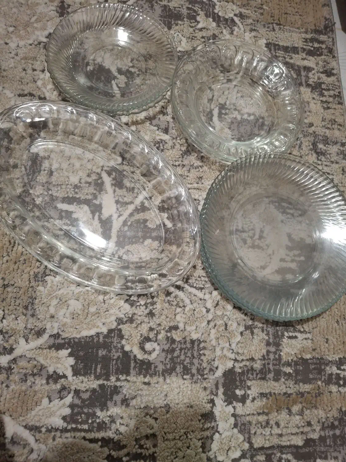 تعدادی وسایل خانه|ظروف سرو و پذیرایی|یزد, |دیوار