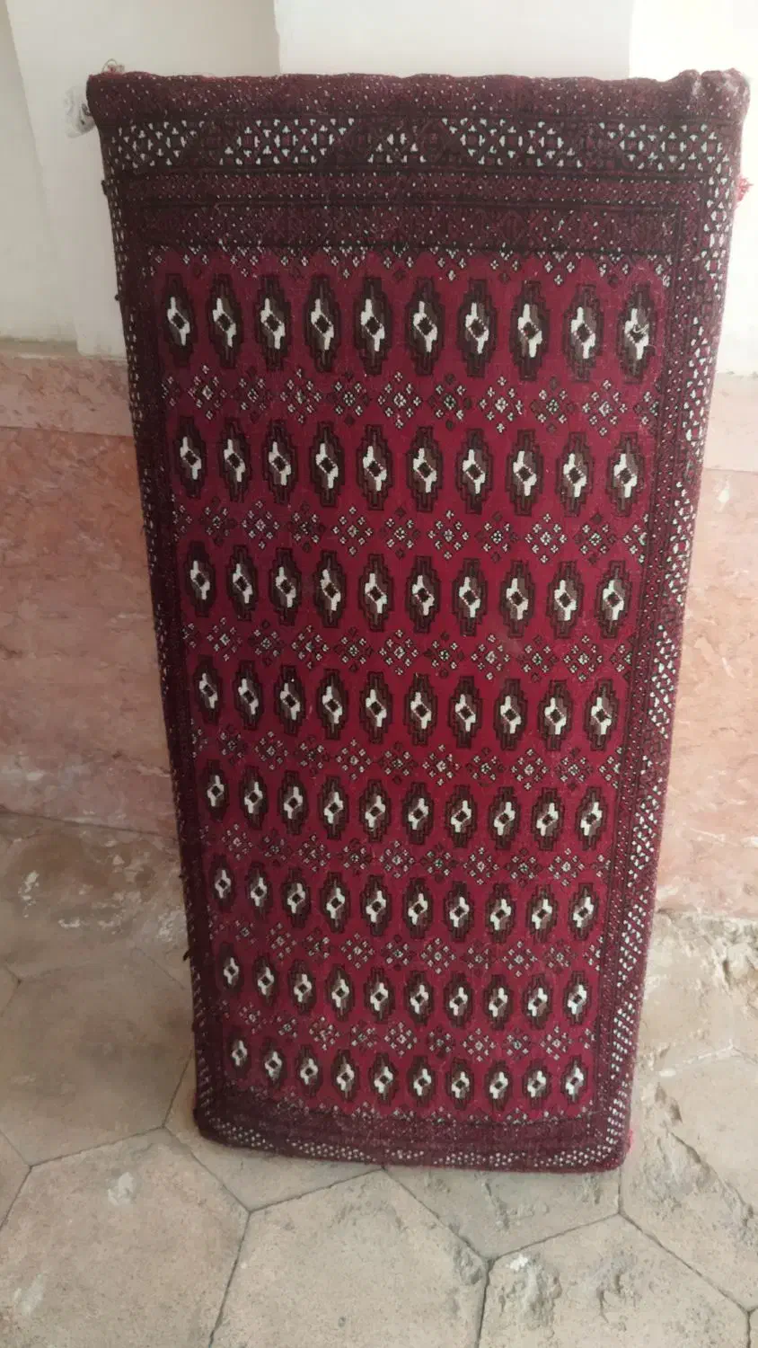 پشتی شاه نشین درحدنو سالم سالم|پشتی|مشهد, هفت تیر (آب و برق)|دیوار