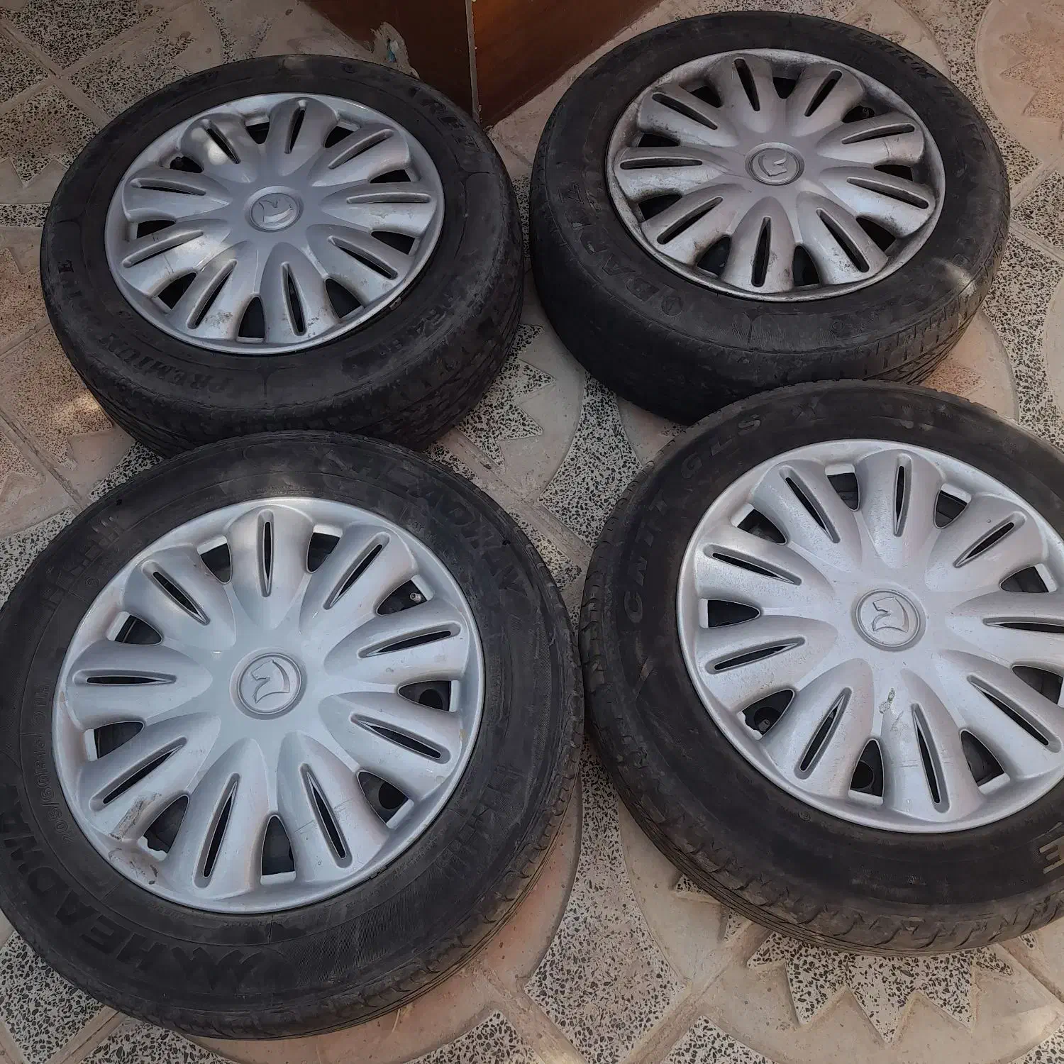 رینگ و لاستیک .باربندتویوتایی.ایسیو.رگلاتورلواتو|قطعات یدکی و لوازم جانبی|بوئین زهرا, |دیوار