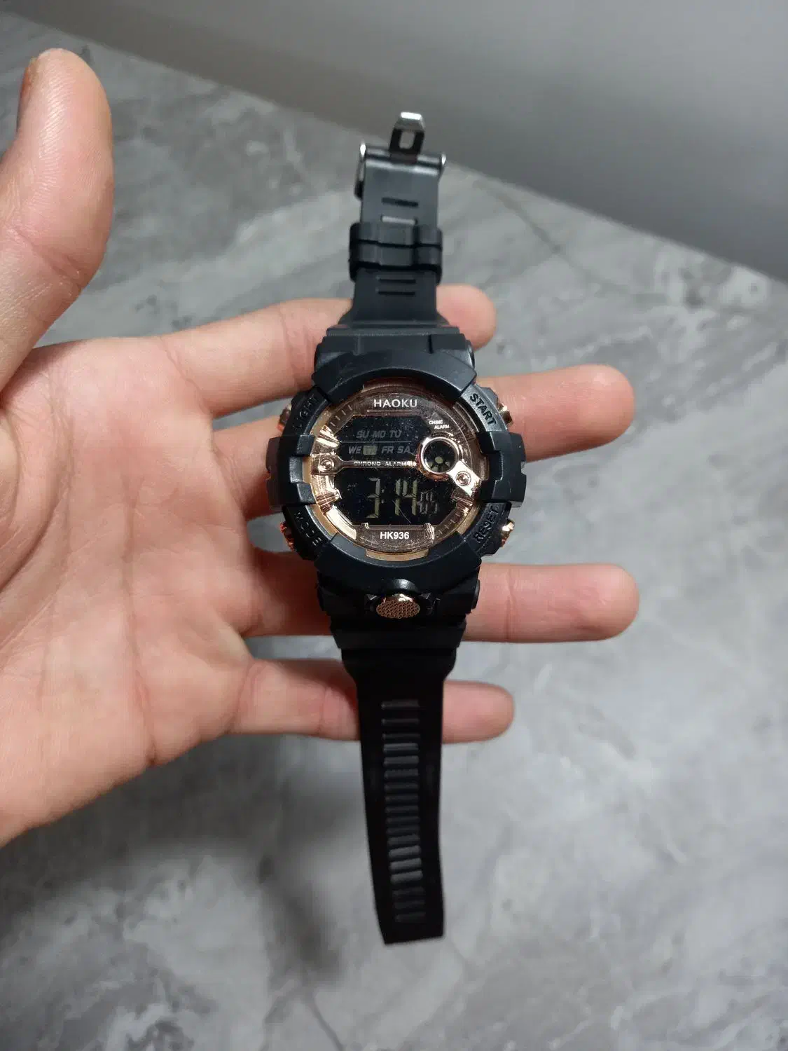 ساعت جیشارک|ساعت|قم, زنبیل آباد|دیوار