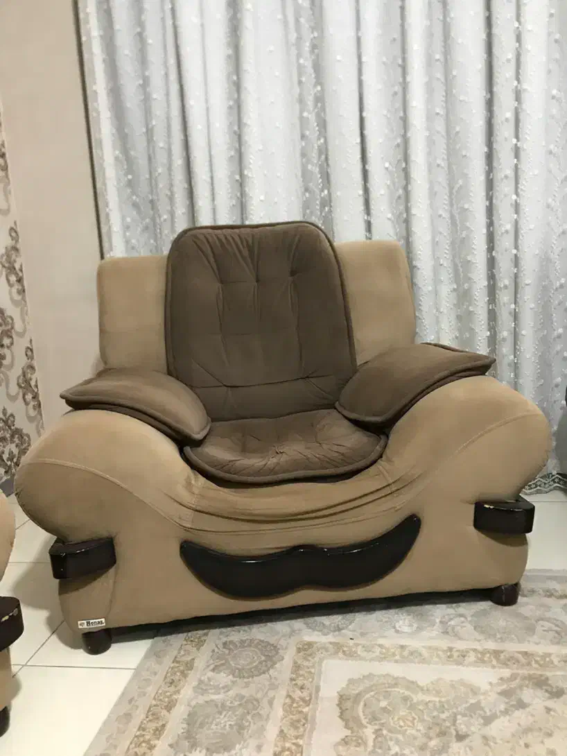 مبل ۷ نفره کارکرده|مبلمان خانگی و میز عسلی|شیراز, شهرک سراج|دیوار