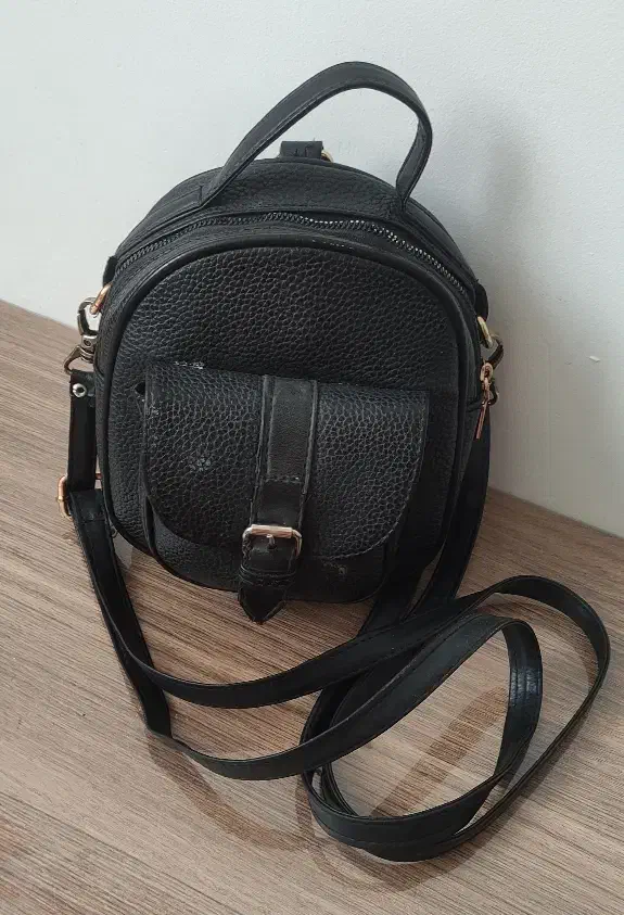 دو عدد کیف با هم صد|کیف، کفش، کمربند|شاهرود, |دیوار