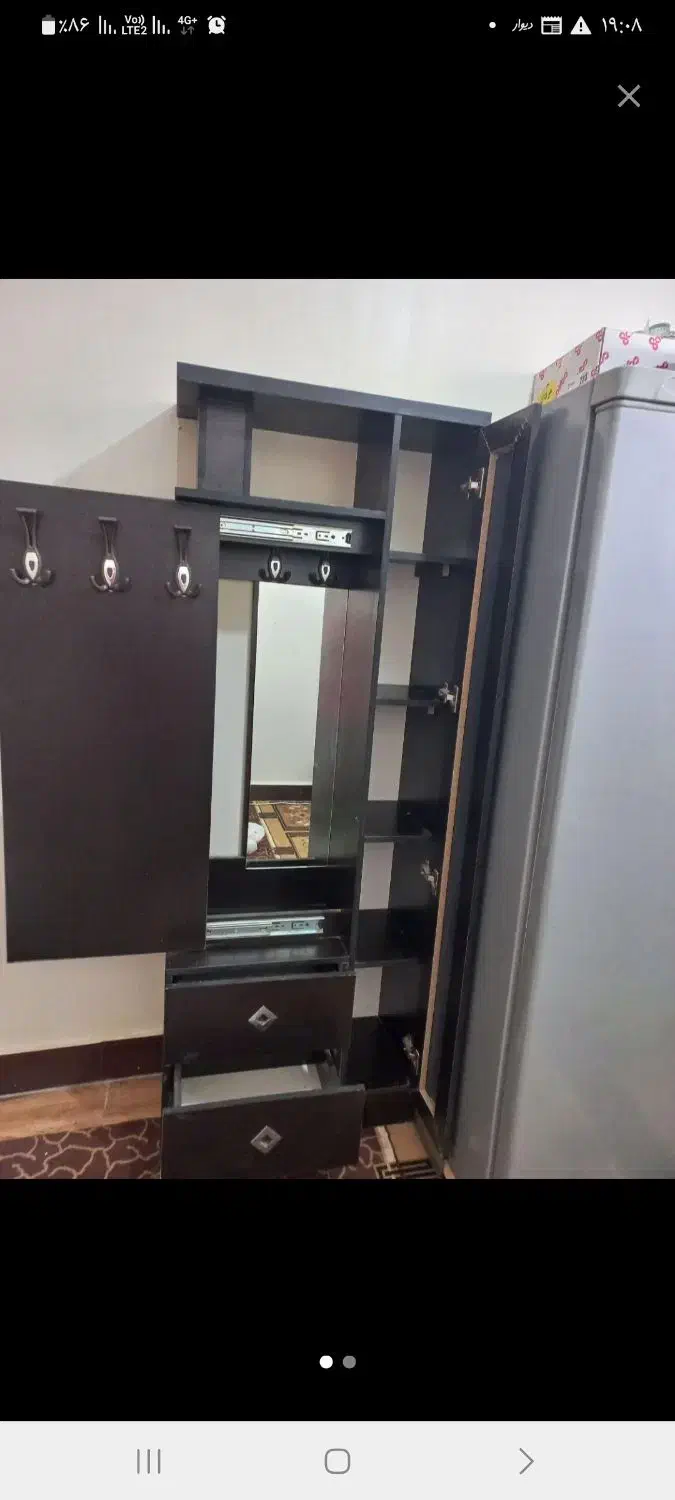 جاکفشی|جاکفشی، کمد، دراور|اهواز, کوی منابع طبیعی|دیوار