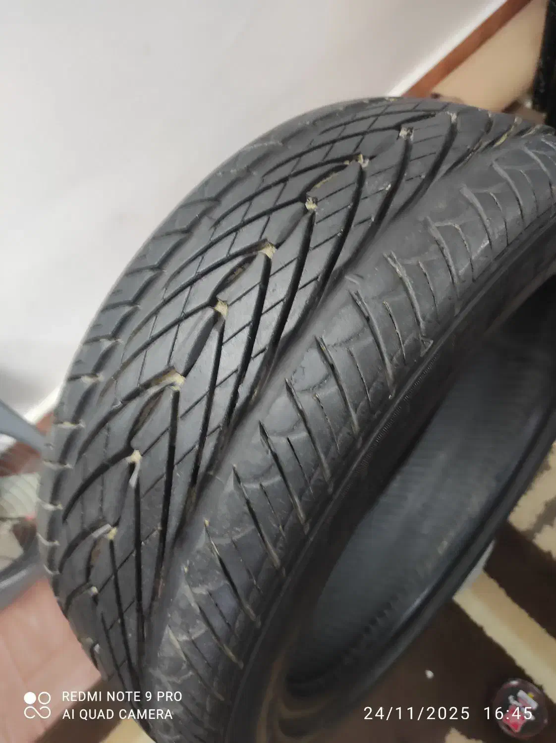 لاستیک تک درحت نو99 درصد|قطعات یدکی و لوازم جانبی|کردکوی, |دیوار