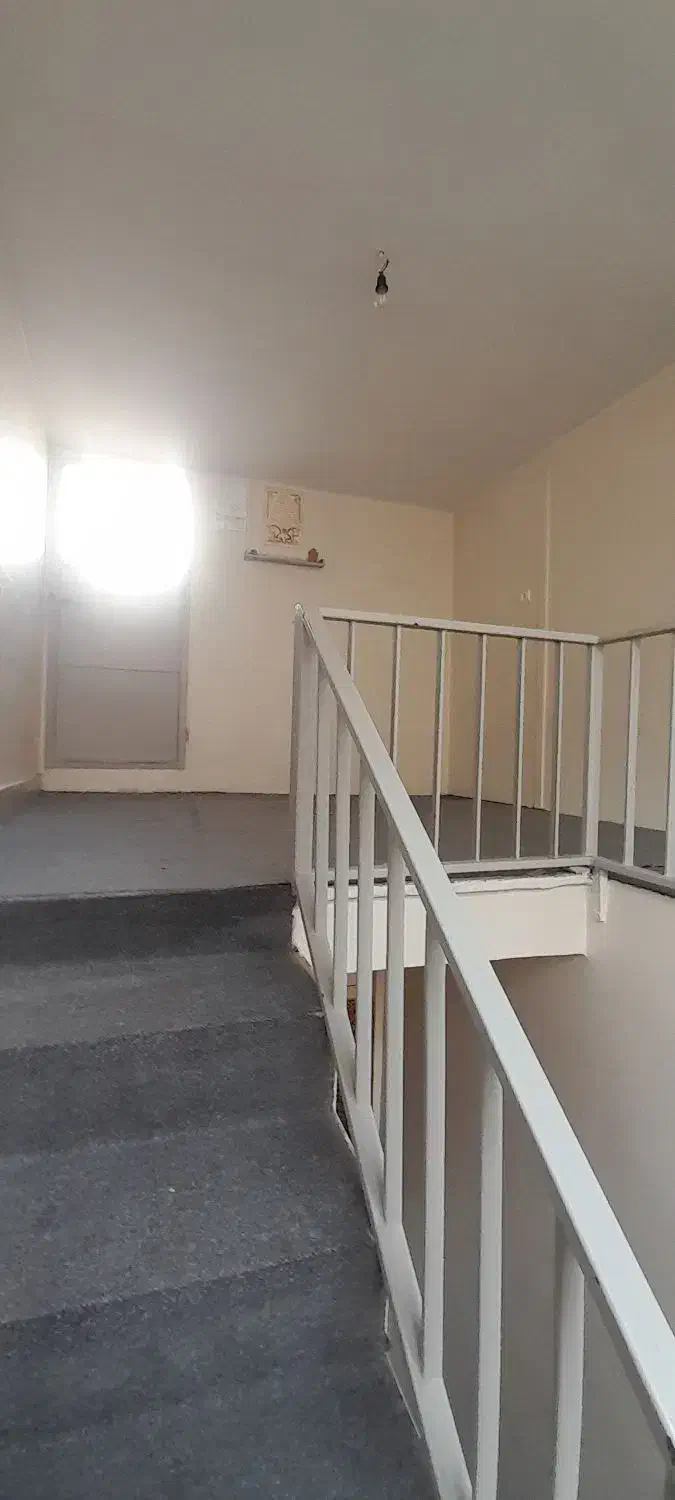 ۱۲۰زمین دردوطبقه بنا۱۴۰متر،دوخوابه،هرطبقه مجزا،طوس