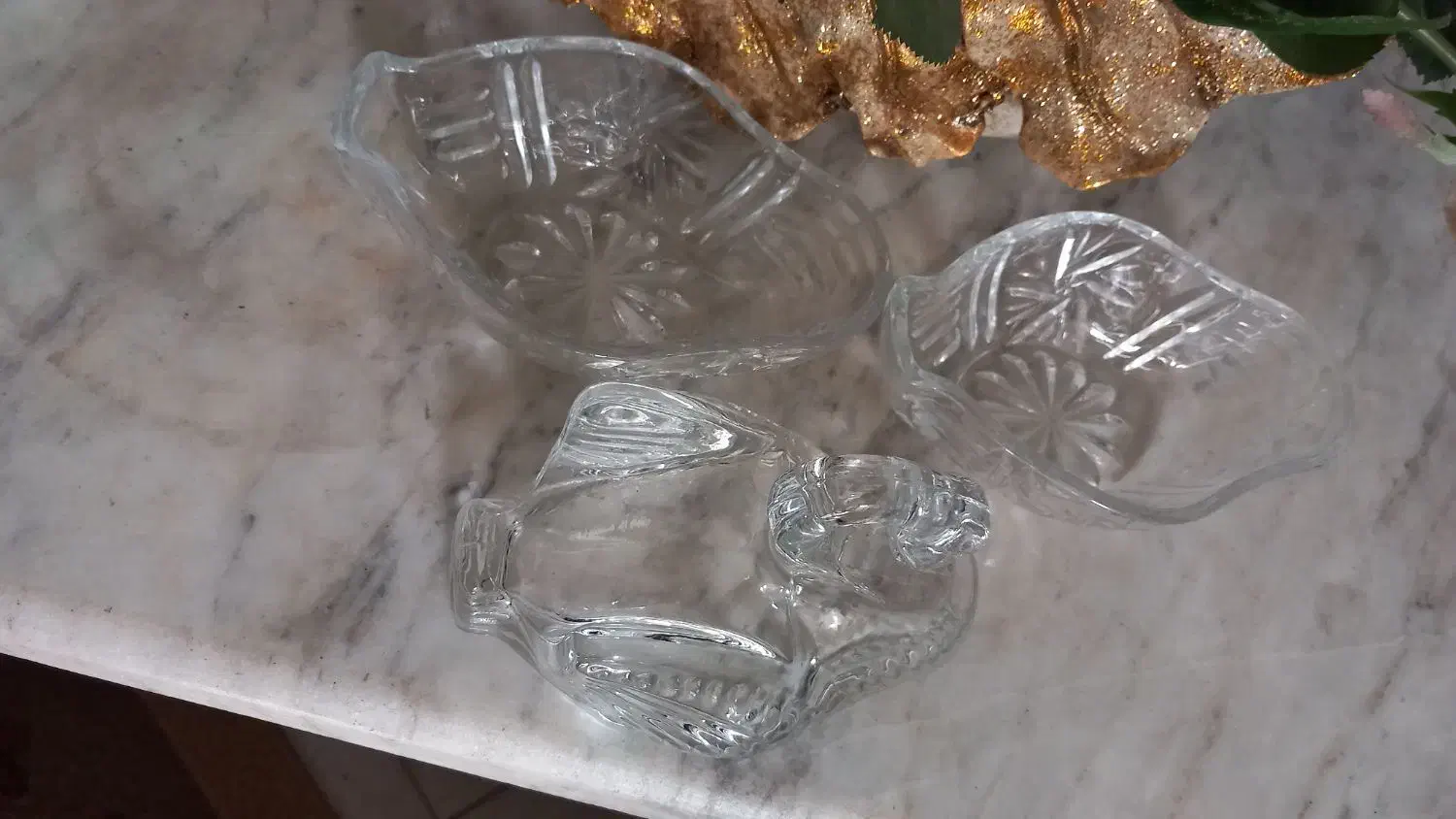 ظرفهای قدیمی و زیبا|کلکسیون اشیاء عتیقه|لاهیجان, شهید آوینی|دیوار