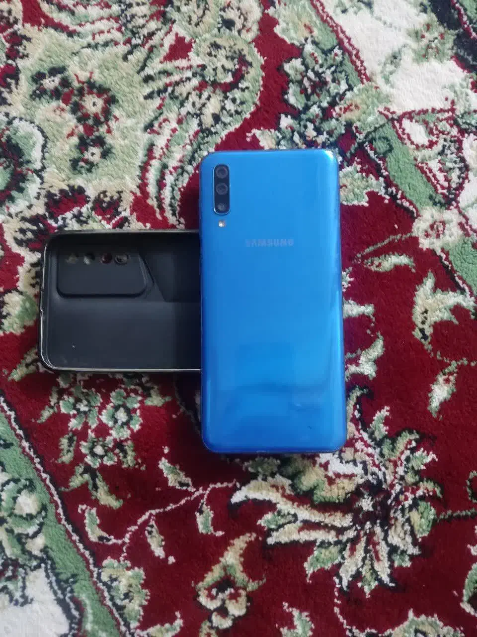 یک عدد گوشی سامسونگ a50|موبایل|میبد, |دیوار