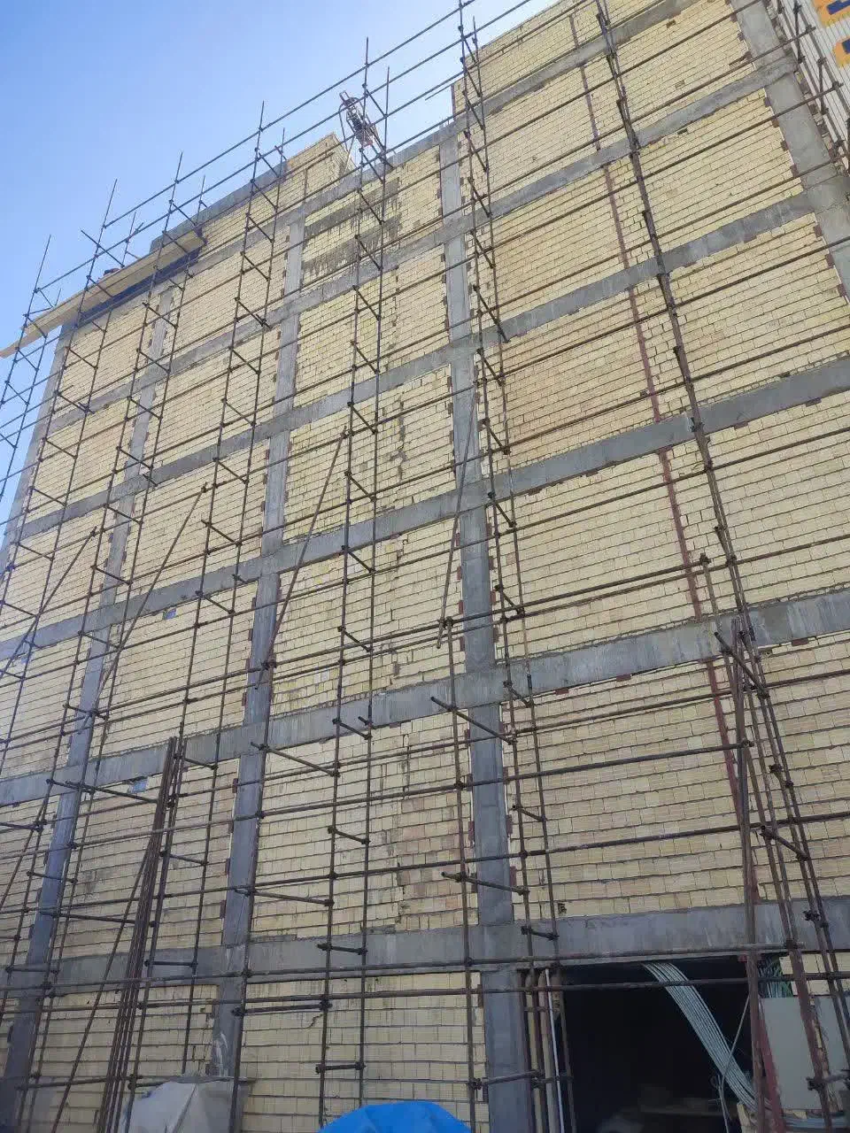 داربست فلزی امیر|خدمات پیشه و مهارت|کاشان, راوند|دیوار