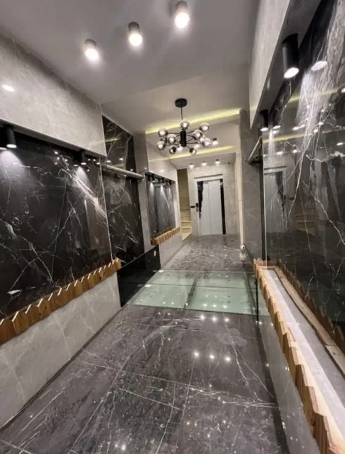 ۲۶۲ متر نگین فلسطین شرقی /نورگیر ۴خوابه/مهندسی ساز|فروش آپارتمان|قزوین, |دیوار