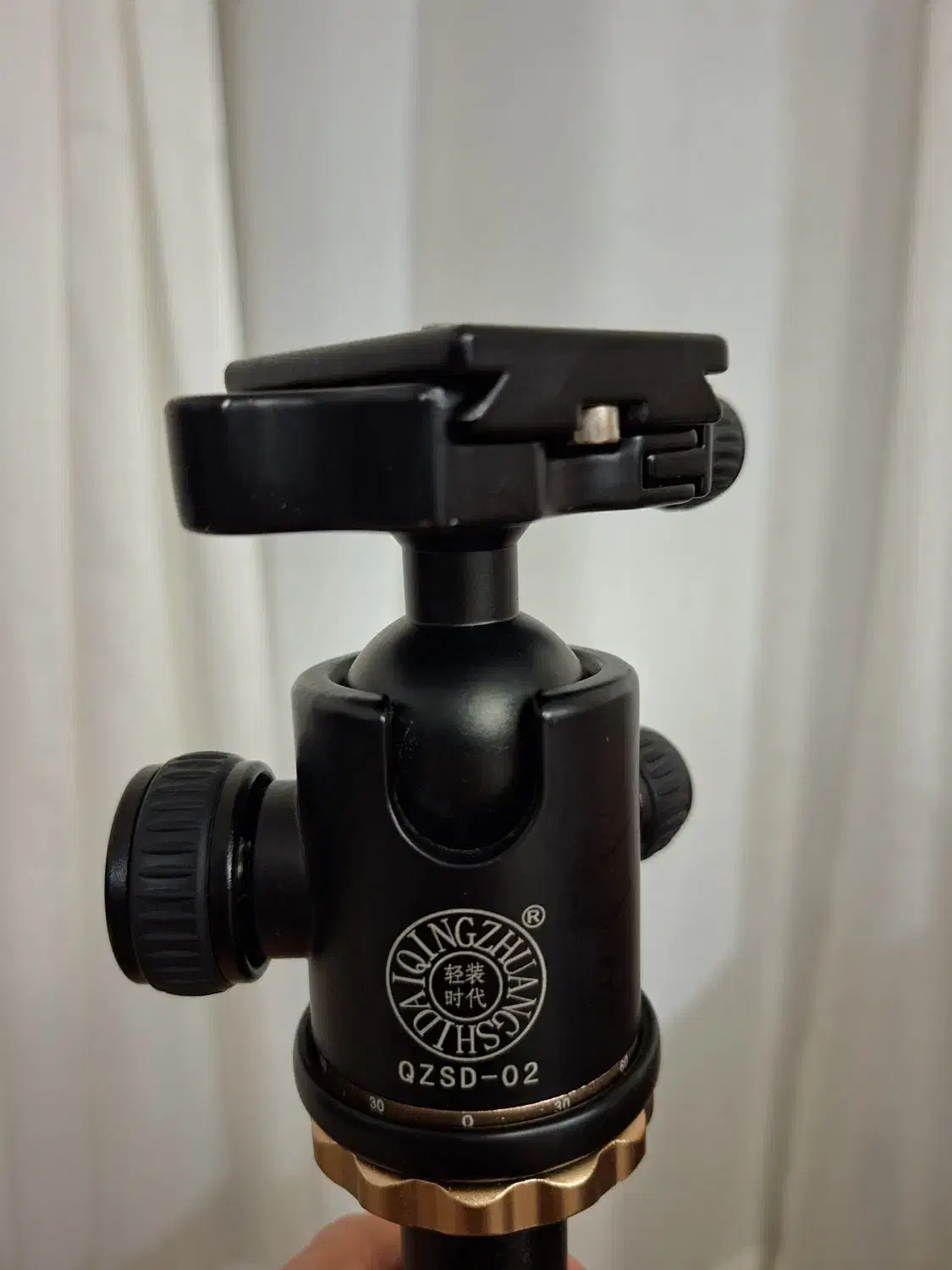 سه پایه دوربین QZSD02|دوربین عکاسی و فیلم‌برداری|بجنورد, |دیوار