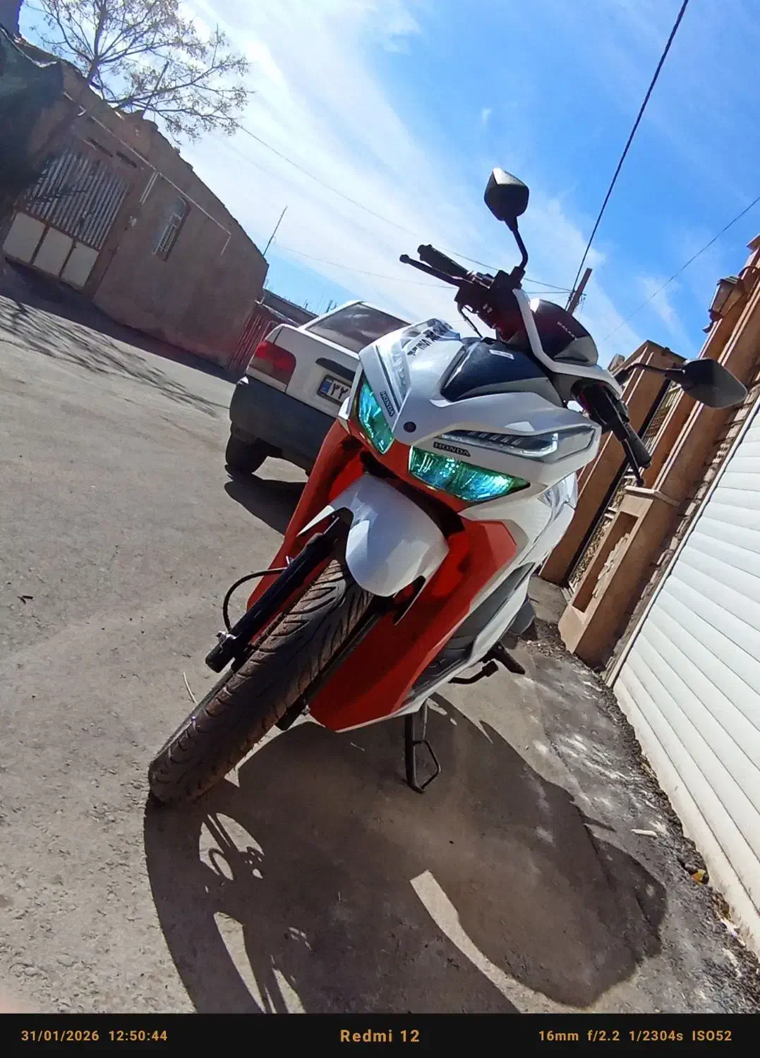 موتور کلیک|دوچرخه، اسکیت، اسکوتر|زرند, |دیوار