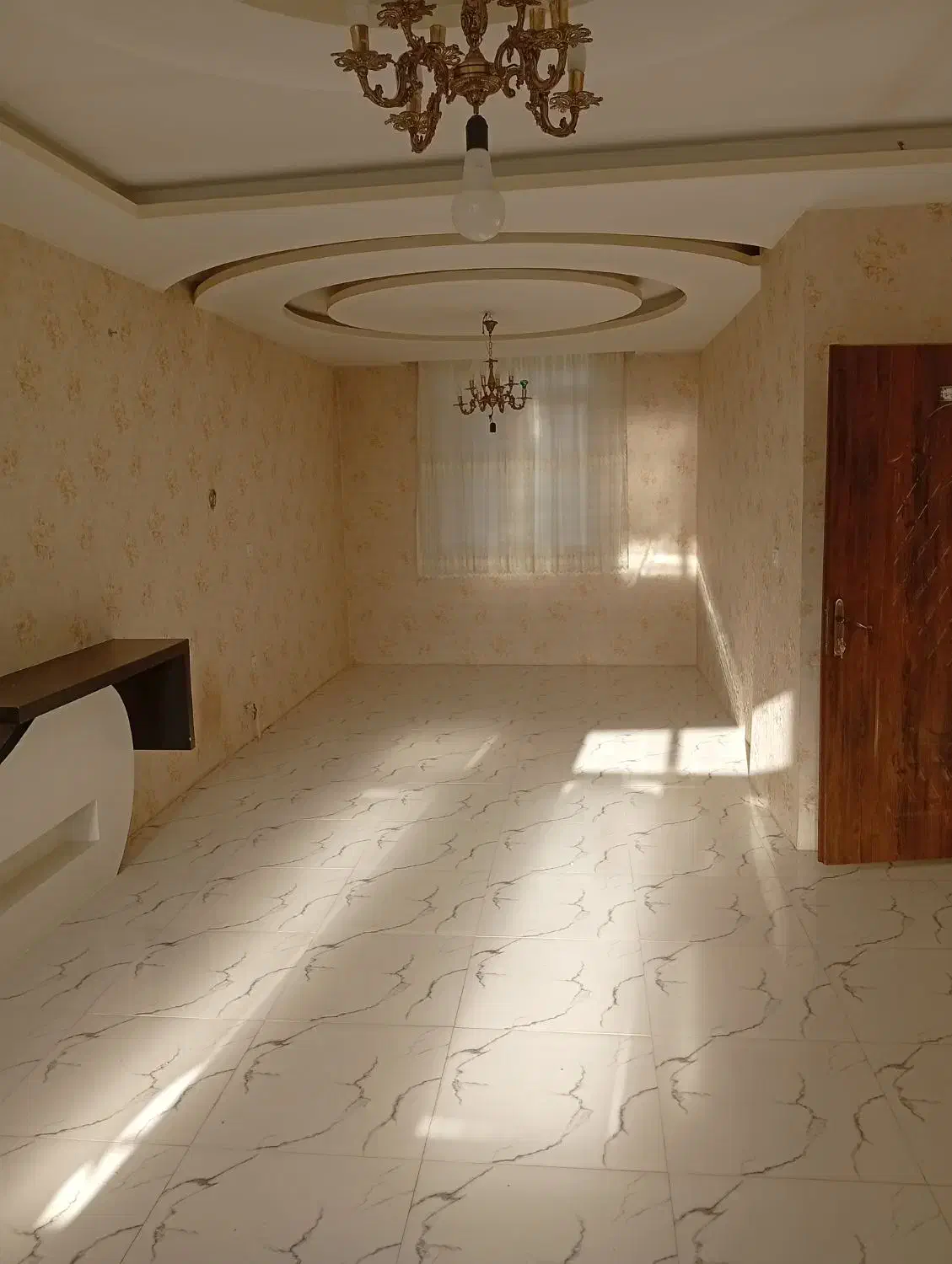 طبقه اول بسیار شیک و تمیز|اجارهٔ آپارتمان|ملایر, |دیوار