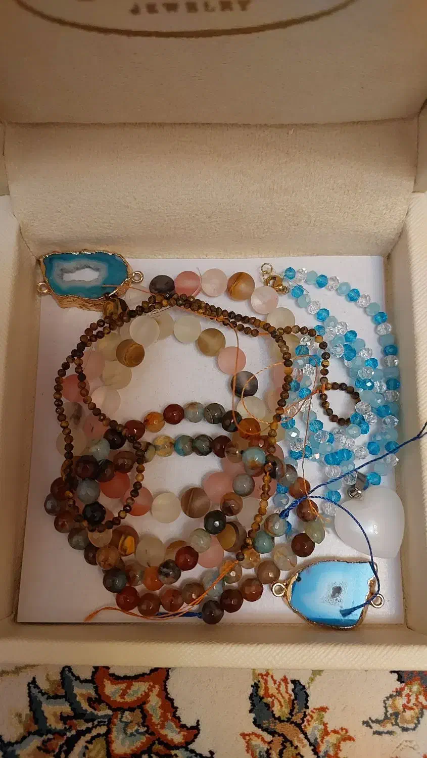 سنگهای نیمه قیمتی برای ساخت دستبند هدیه روز زن|جواهرات|تهران, جنتآباد مرکزی|دیوار