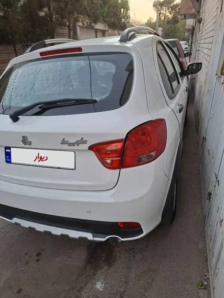 کوییک s 1402|خودرو سواری و وانت|اصفهان, سروستان|دیوار