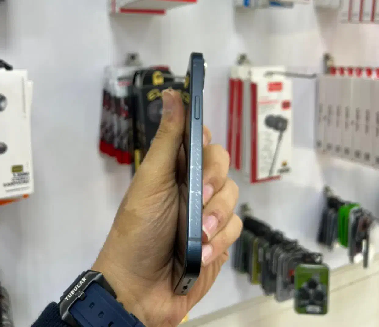 ایفون 13 حافظه 128|موبایل|لاهیجان, انقلاب|دیوار