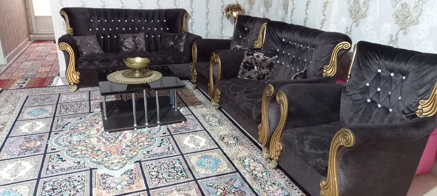 مبلمان راحتی ۷نفره|مبلمان خانگی و میز عسلی|نسیم‌شهر, |دیوار