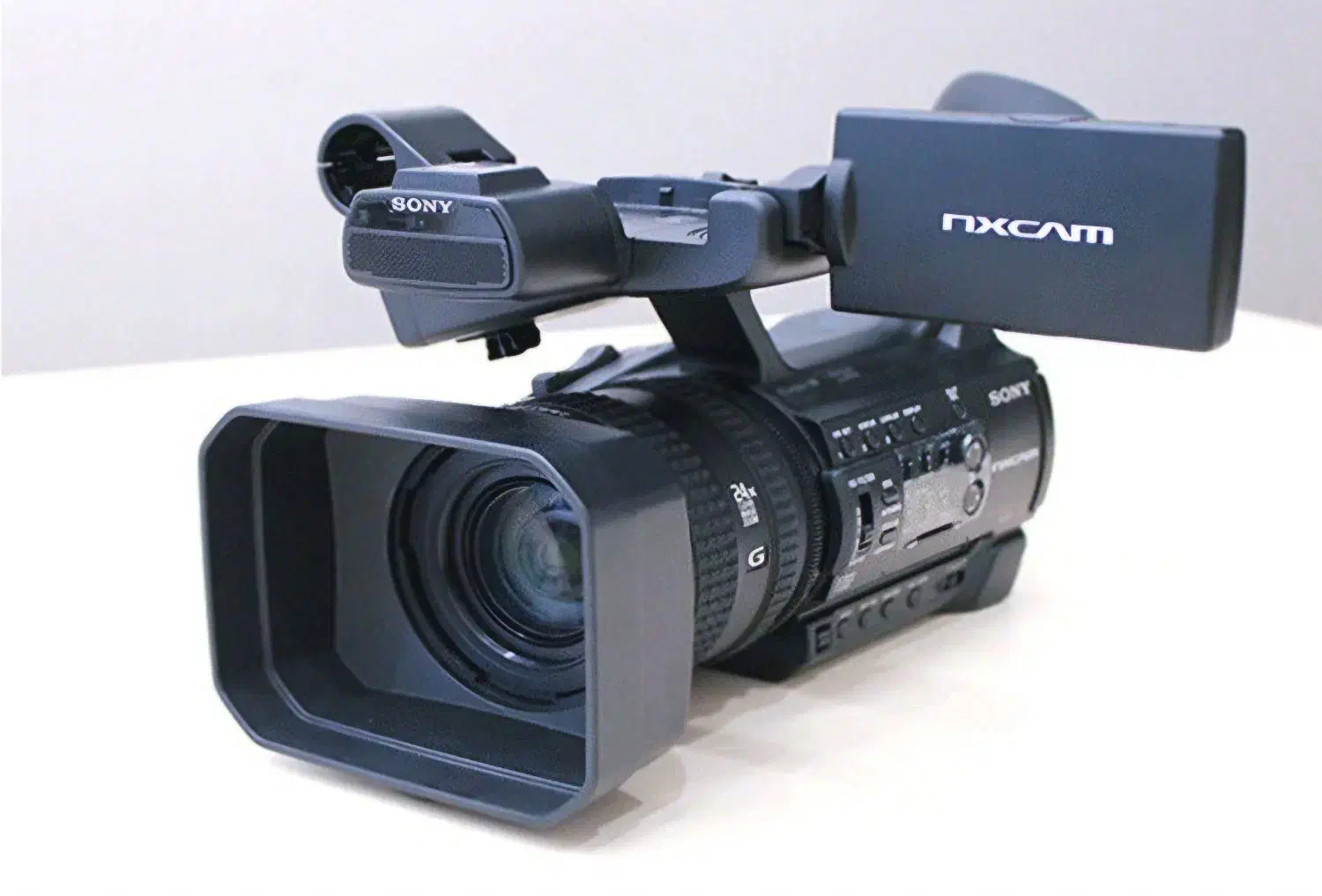 دوربین فیلمبرداری سونی NX100|دوربین عکاسی و فیلمبرداری|کوهپایه, |دیوار