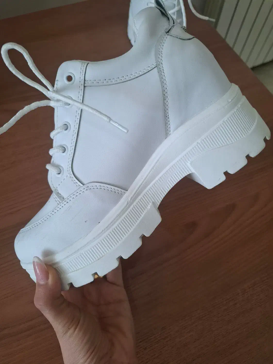 نیم بوت سفید سایز40|کیف، کفش، کمربند|فولادشهر, مسکن مهر فولادشهر|دیوار