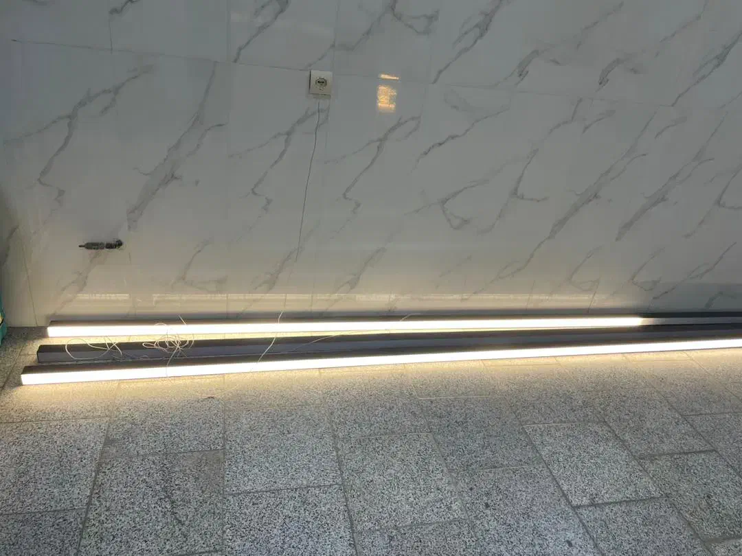 سه عدد لاینر شیش متری ( نو )|لامپ و چراغ|نسیم‌شهر, |دیوار