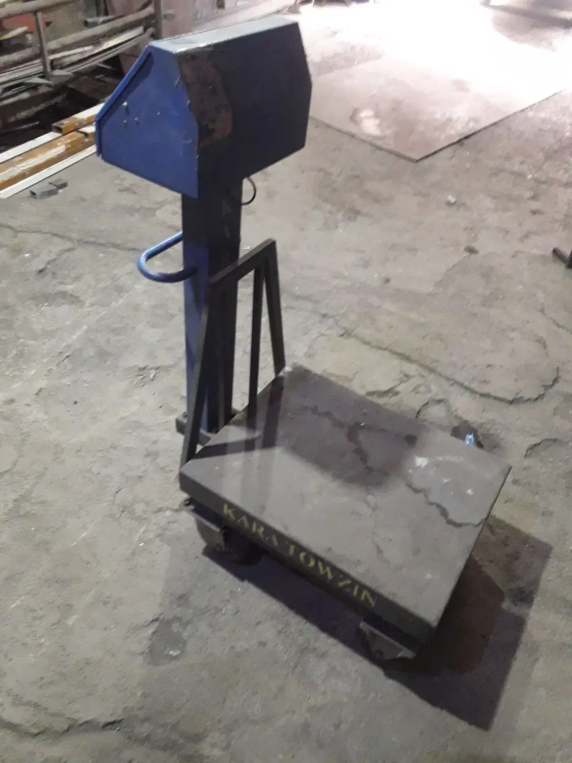 باسکول|ابزارآلات|سنندج, |دیوار