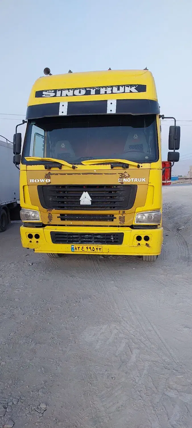 هوو۲۰۰۶ سینوتراک گیربکس اف ۶دنده|خودرو سنگین|مشهد, کوه سنگی|دیوار