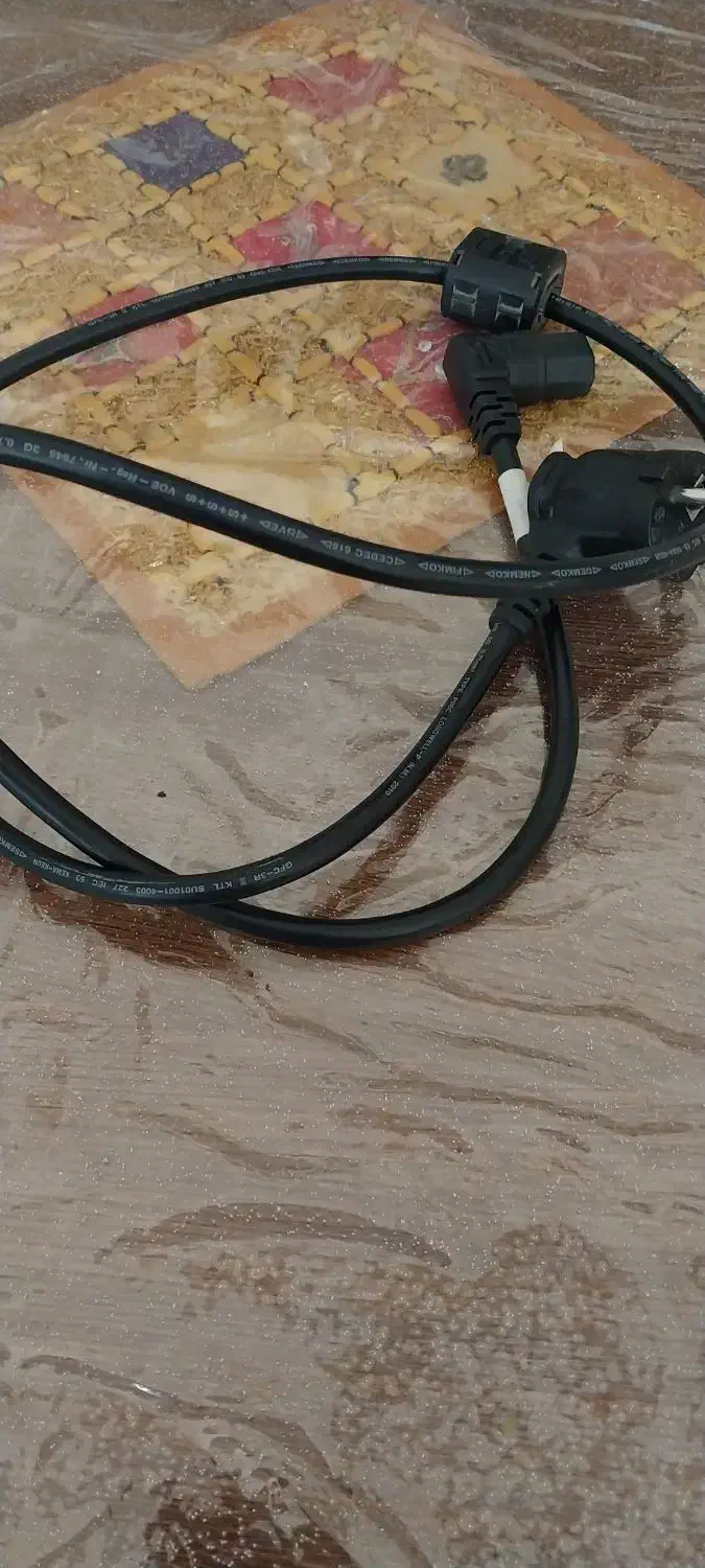 کابل تلویزیون|تلویزیون و پروژکتور|اصفهان, شاهزید|دیوار