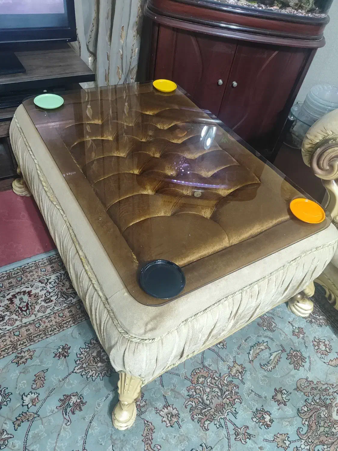 مبل های کلاسیک راحتی ۸ نفره|مبلمان خانگی و میز عسلی|کرج, چمران|دیوار