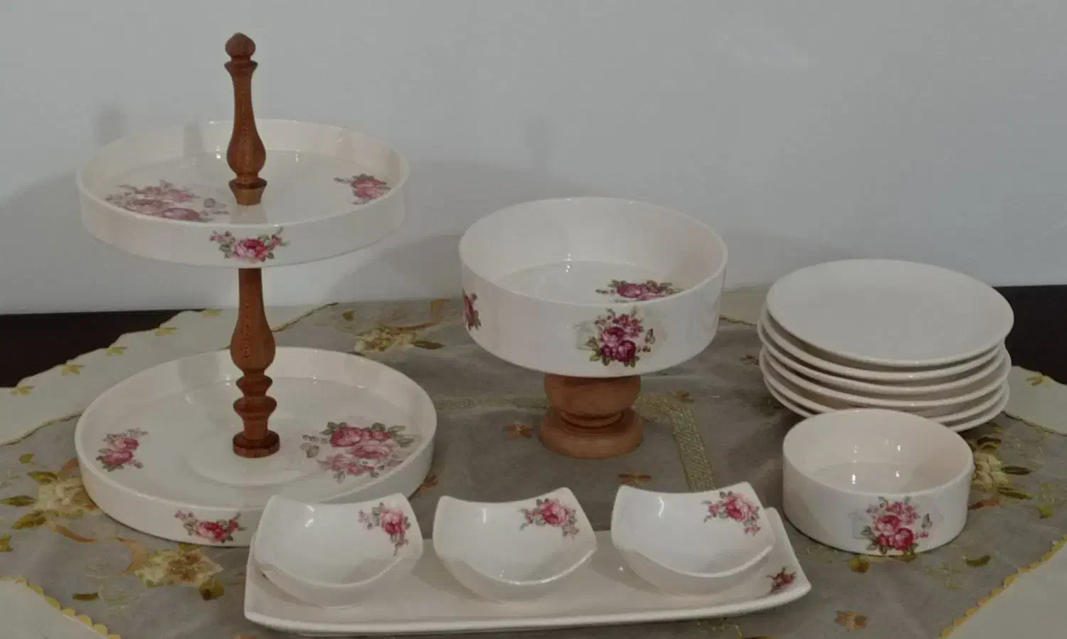 انواع ظروف سرامیکی کادویی روز مادر|حراج|زنجان, |دیوار