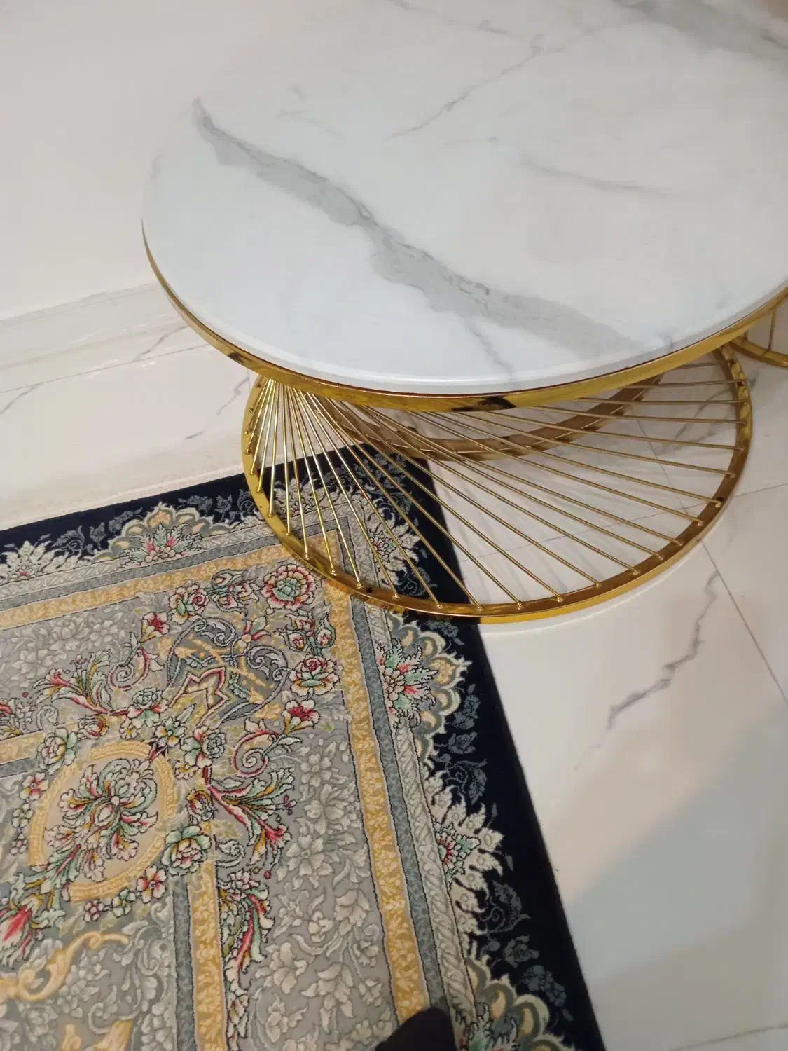 جلومبلی وعسلی مبل|مبلمان خانگی و میز عسلی|لاهیجان, گلستان|دیوار