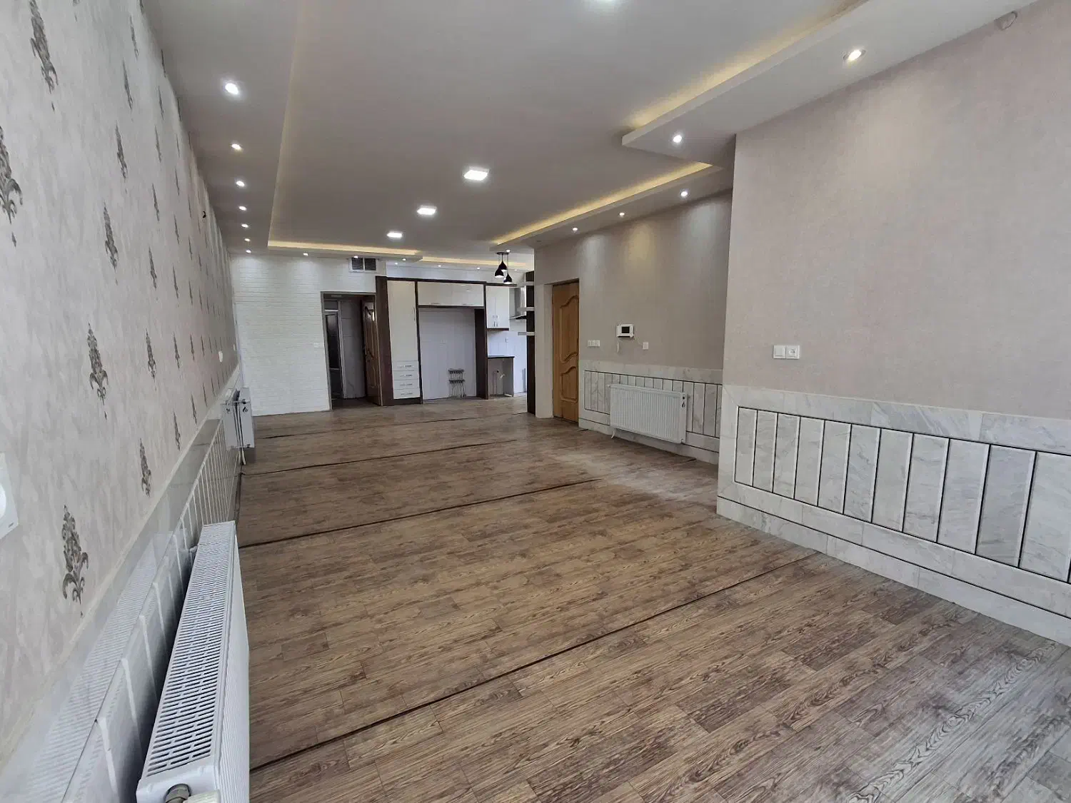 طبقه اول، 2 خواب نوساز، منتظری شمالی|اجارهٔ آپارتمان|نجف‌آباد, فردوسی شمالی|دیوار