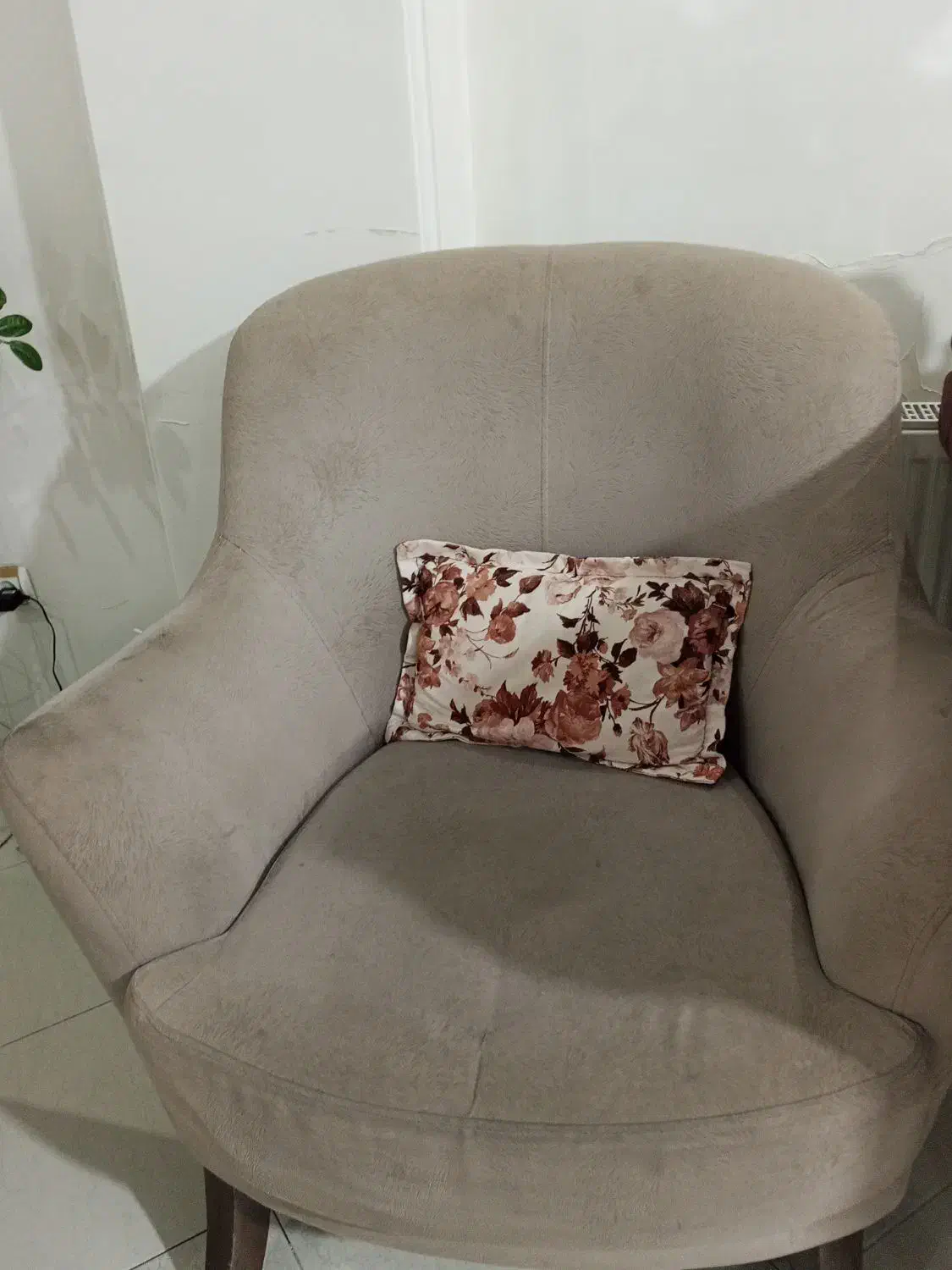 مبل راحتی|مبلمان خانگی و میز عسلی|رودهن, |دیوار