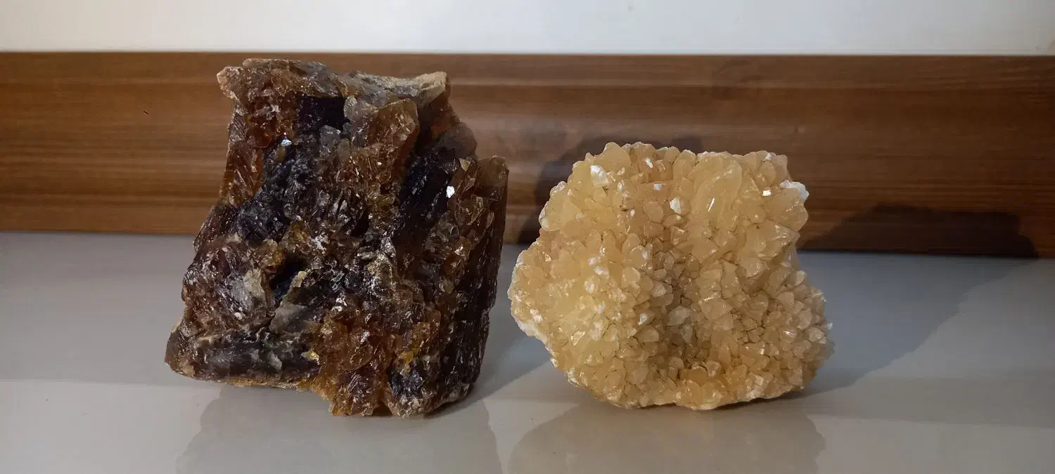 سنگ های زینتی به توضیحات توجه کنید|کلکسیون اشیاء عتیقه|بجنورد, |دیوار