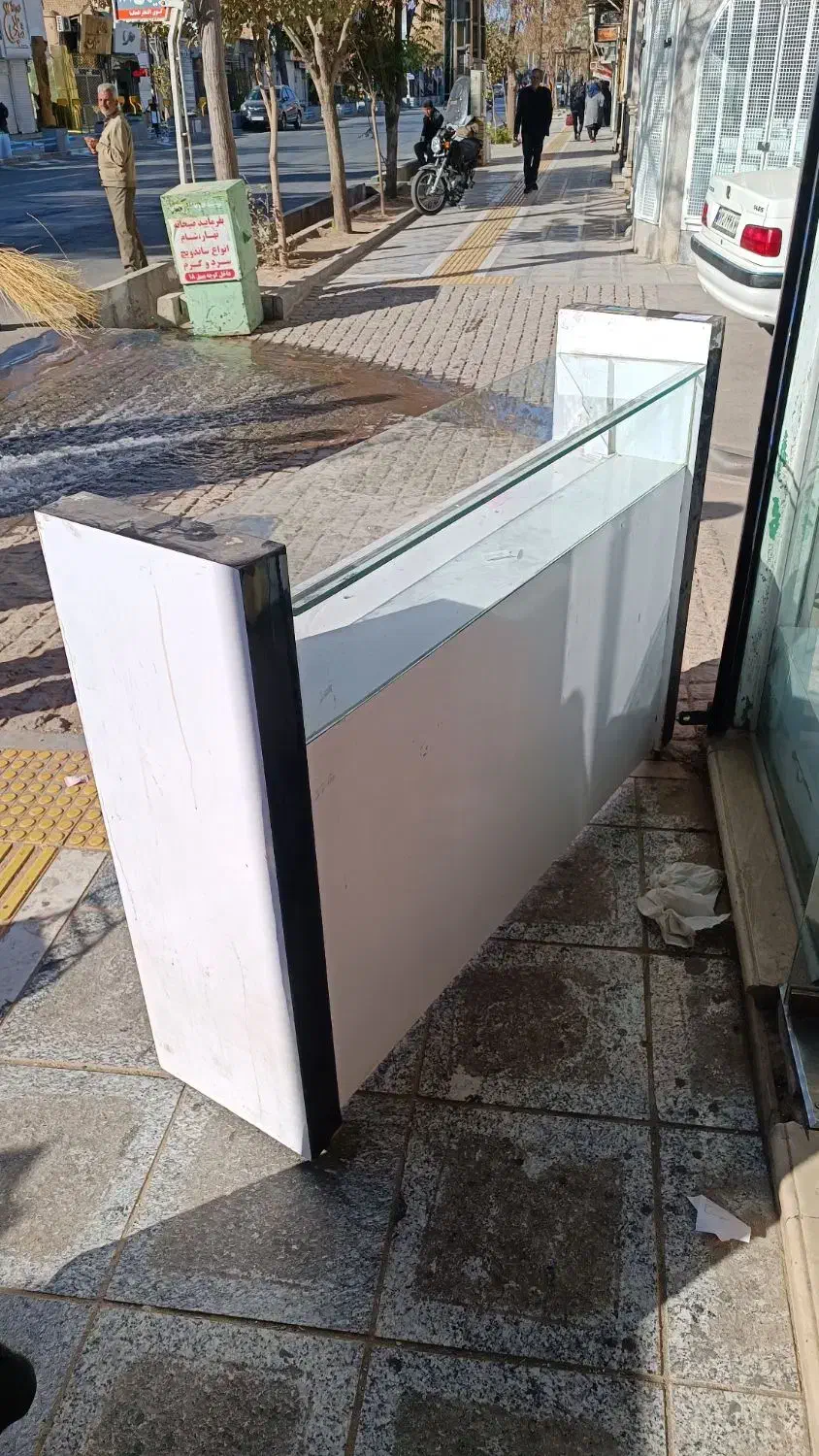 میز ویترین و پروف|فروشگاه و مغازه|سبزوار, قائم|دیوار