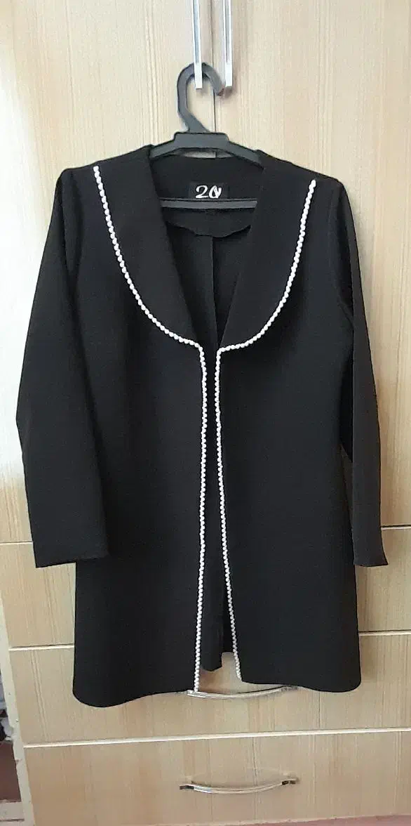 کت مشکی|لباس|جوانرود, |دیوار