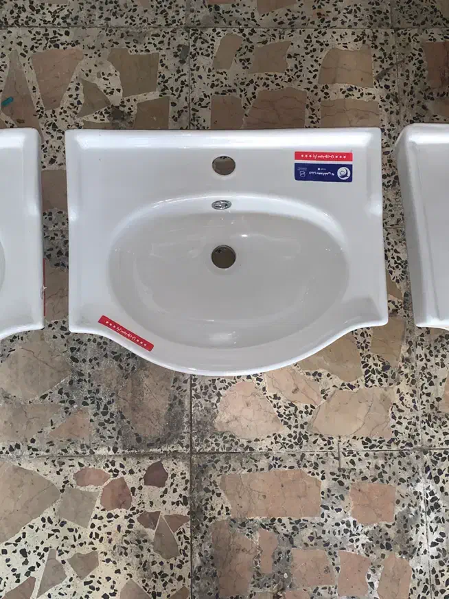 روشویی سرویس بهداشتی نو‌ ، کمد سرویس بهداشتی|لوازم سرویس بهداشتی|رشت, لاکان شهر|دیوار