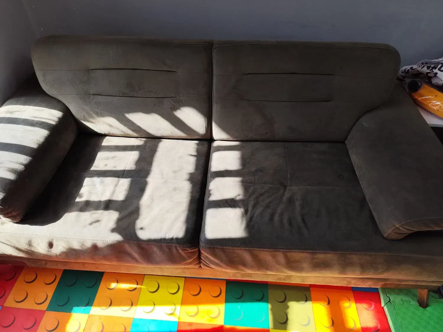 مبل|مبلمان خانگی و میز عسلی|شیراز, باغ تخت|دیوار