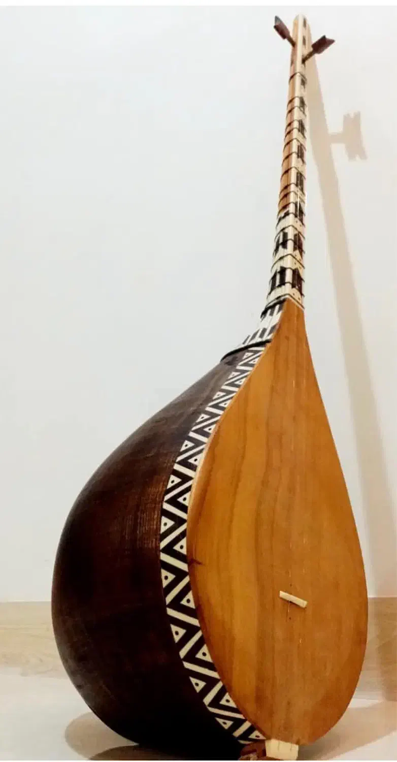 دوتار|سازهای سنتی|خواف, |دیوار