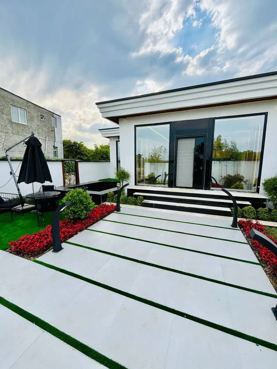 *این ویلا ارزششوداره که چشم بسته بیای*سند*استخر|فروش خانه و ویلا|چمستان, |دیوار