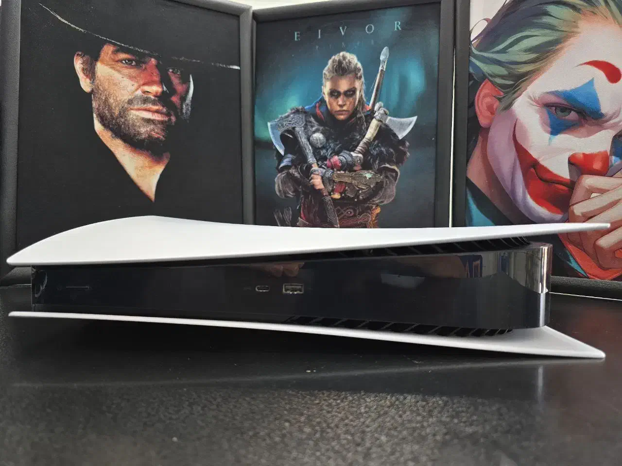 PS5 دیجیتال دو دسته فول بازی در حد نو|کنسول، بازی ویدئویی و آنلاین|خمینیشهر, |دیوار